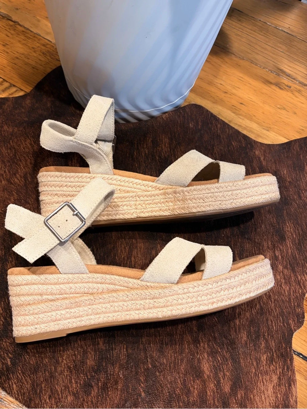 Toms Cream Espadrille Platform Sandals with Ankle Buckle